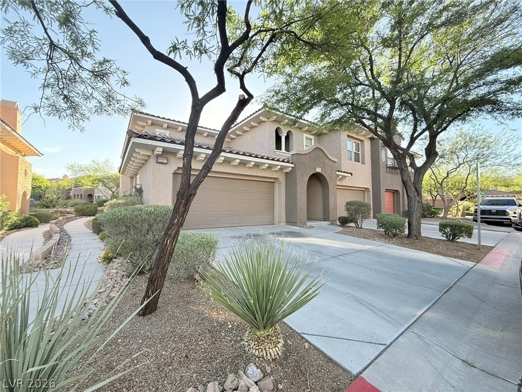 825 Canterra Street - Photo 0