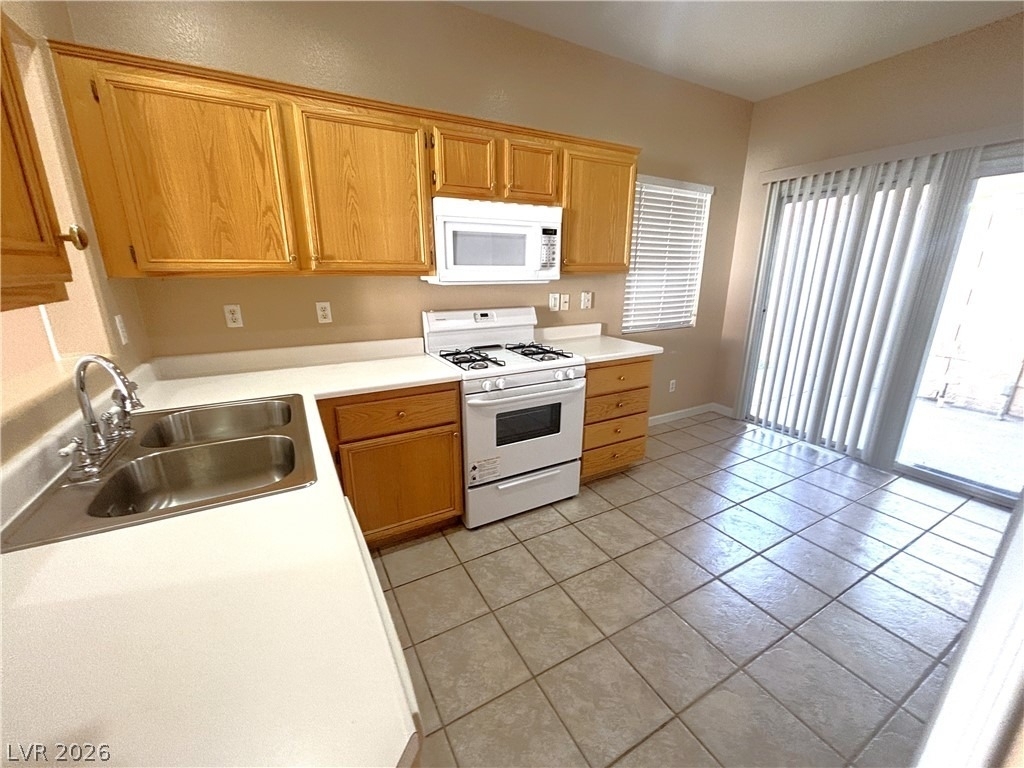 917 Veranda View Avenue - Photo 5