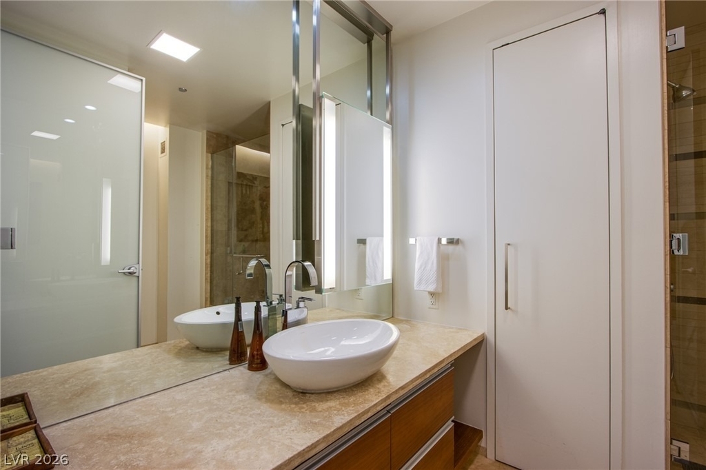3722 Las Vegas Boulevard - Photo 10