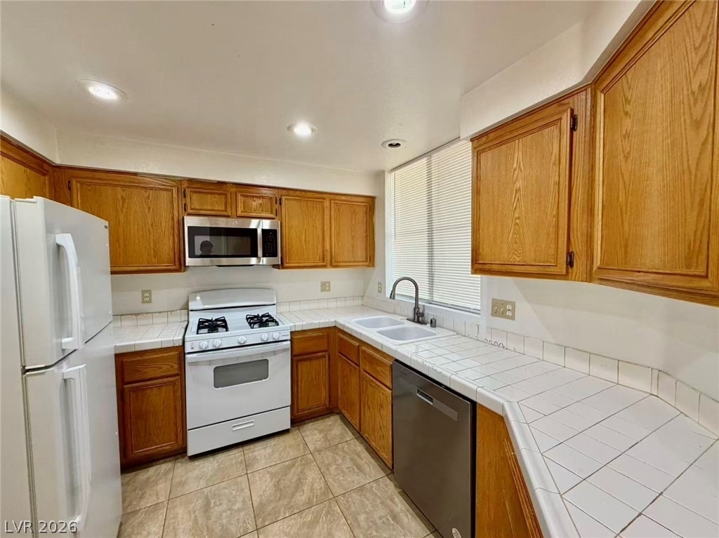 5155 Tropicana Avenue - Photo 5