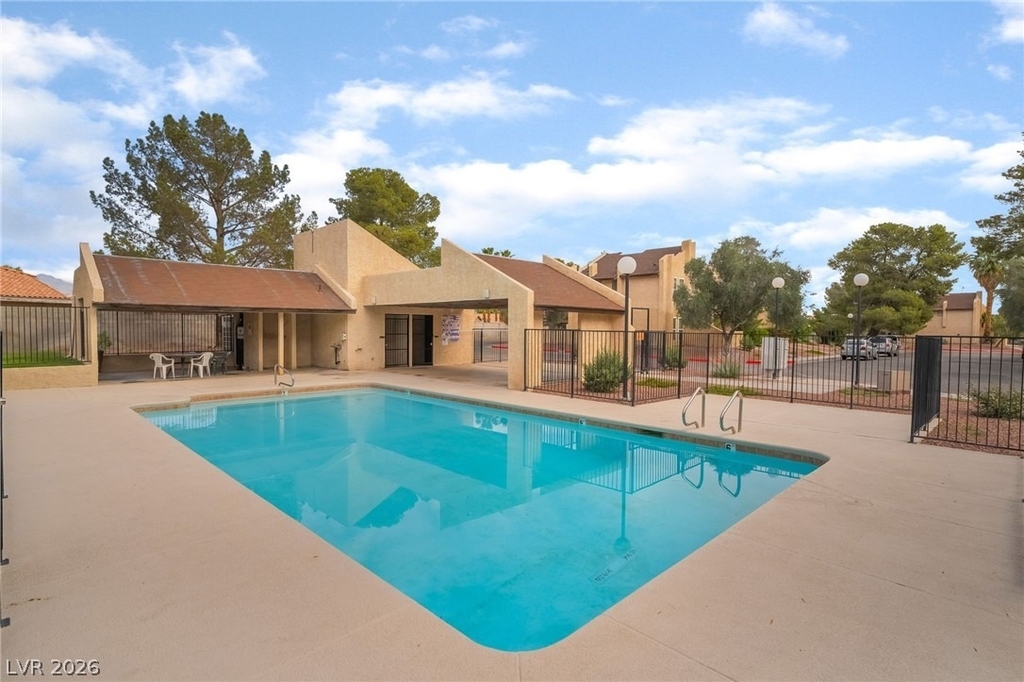 3949 S Torrey Pines Drive - Photo 34