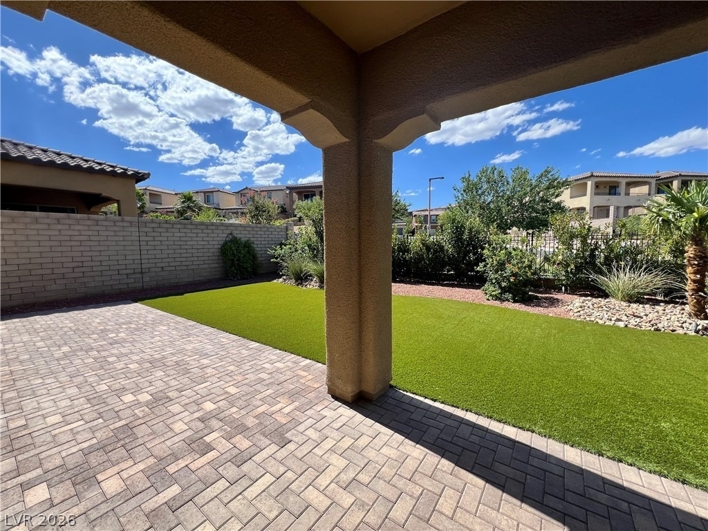 116 Colantonio Court - Photo 15