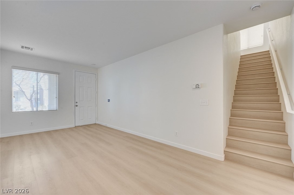5389 Encino Springs Avenue - Photo 5
