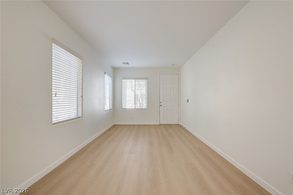 5389 Encino Springs Avenue - Photo 6