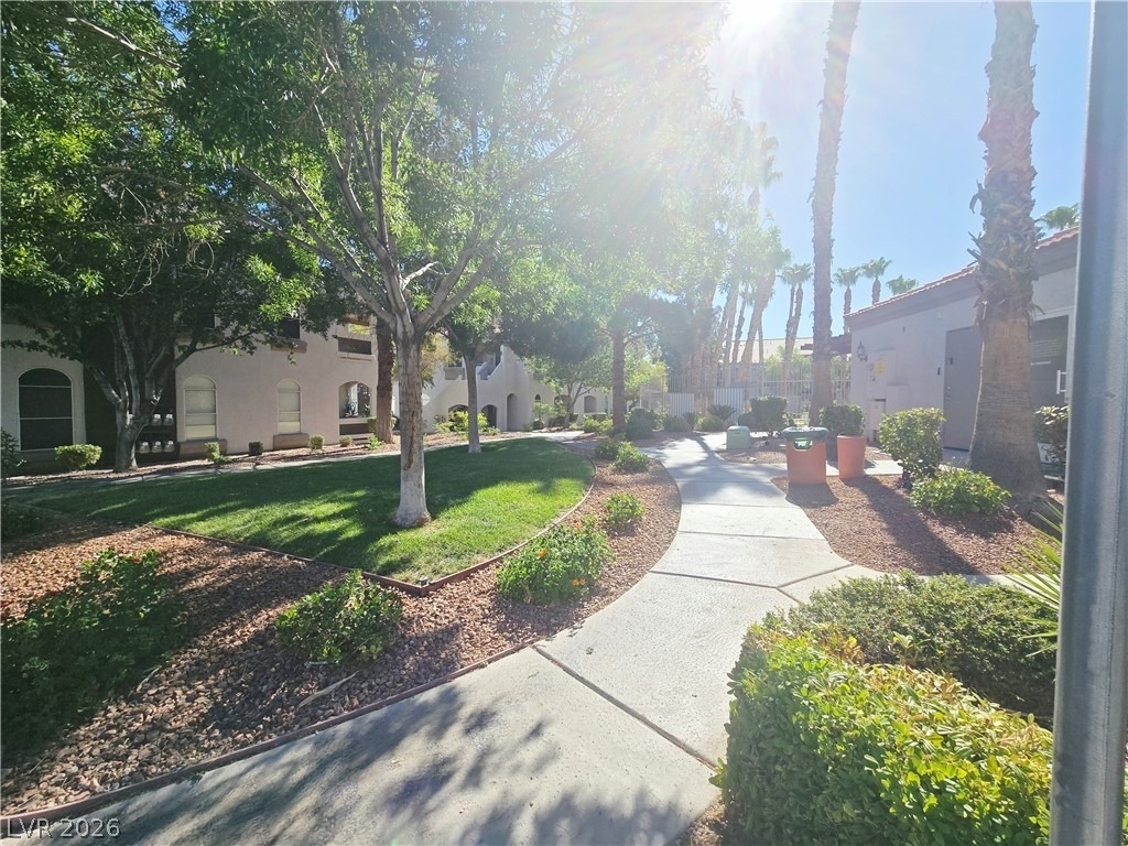 700 W Carnegie Street - Photo 17