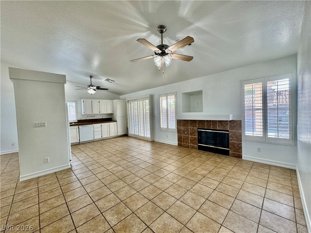 4544 Crimson Leaf Drive - Photo 5