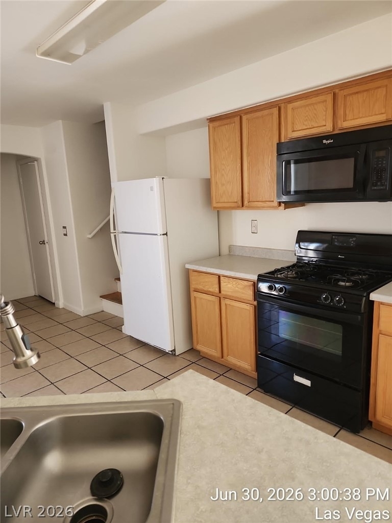 9914 Keephills Street - Photo 4