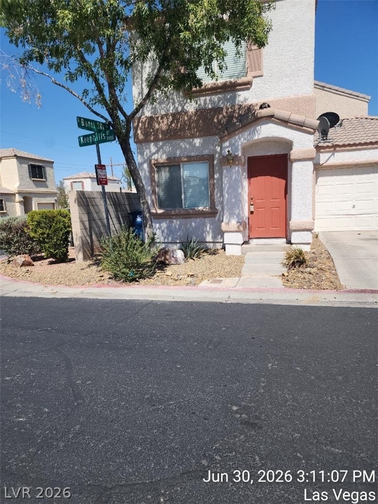 9914 Keephills Street - Photo 0