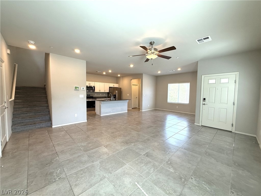 522 Spy Rock Avenue - Photo 1