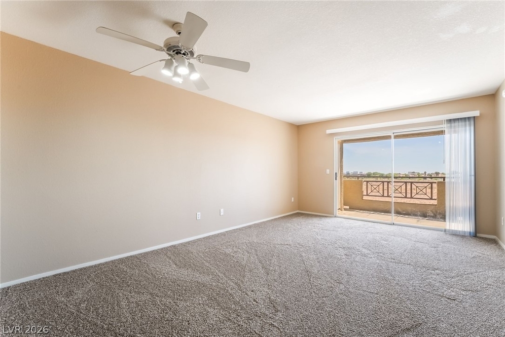 8070 W Russell Road - Photo 3