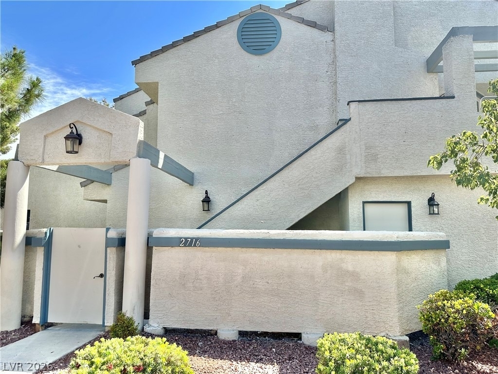 2716 Lodestone Drive - Photo 4
