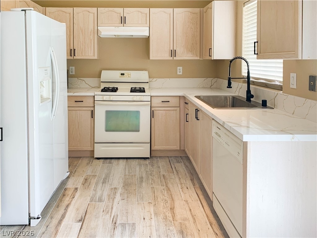 4765 Crakow Court - Photo 9