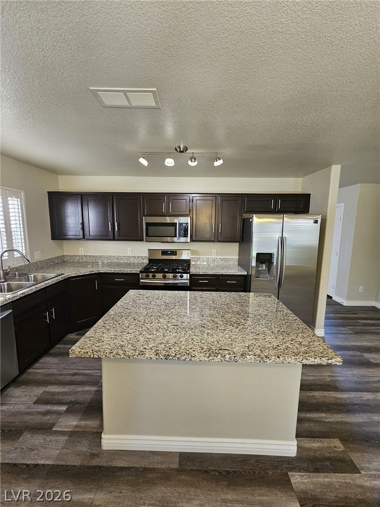 1513 Calle Montery Street - Photo 8