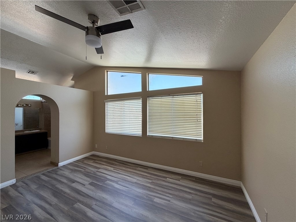 852 Celebration Drive - Photo 27