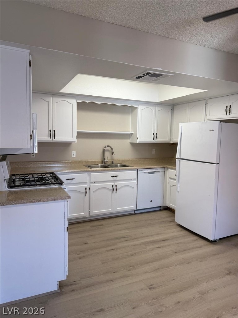 6673 W Tropicana Avenue - Photo 4