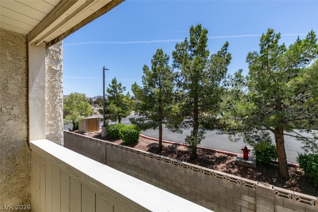 784 Anne Lane - Photo 1