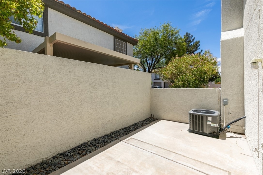 200 Luninborg Street - Photo 4
