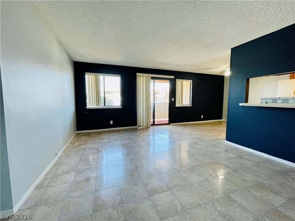 3716 Snorkel Circle - Photo 3