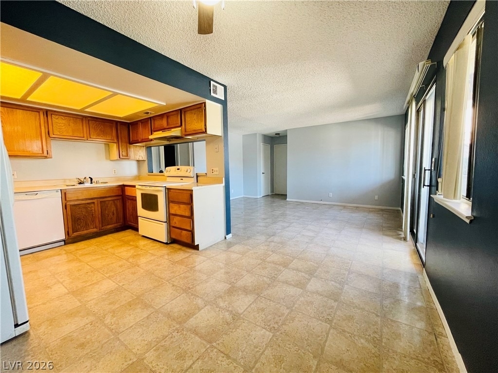 3716 Snorkel Circle - Photo 10