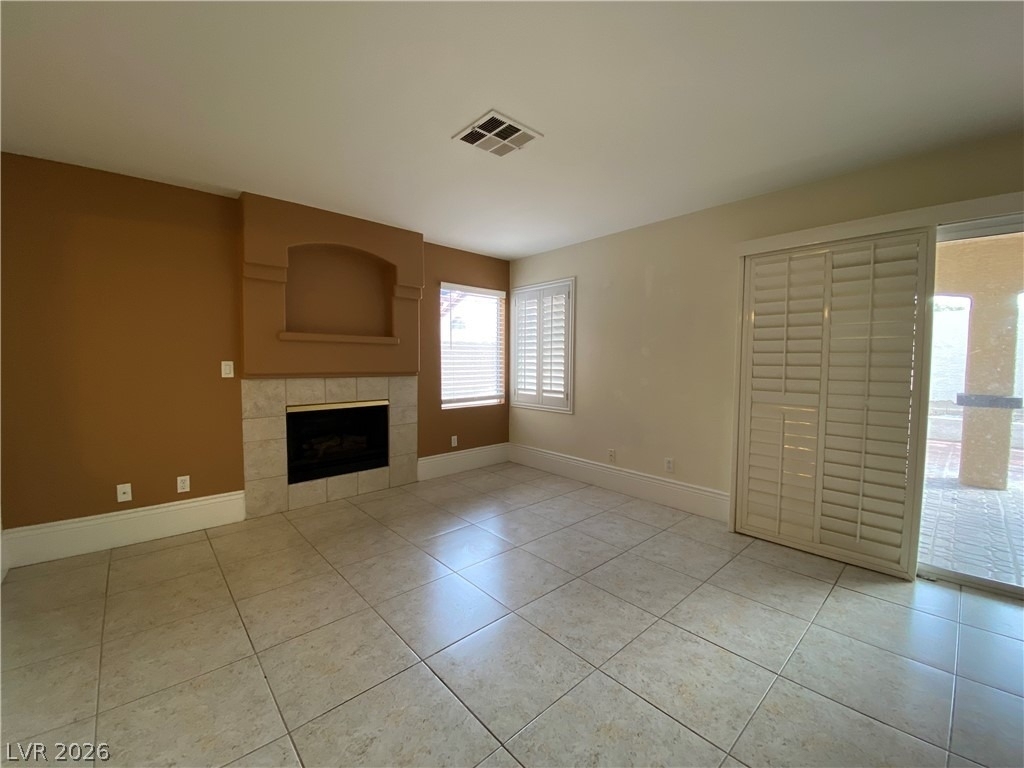 8111 Cimarron Meadows Way - Photo 4