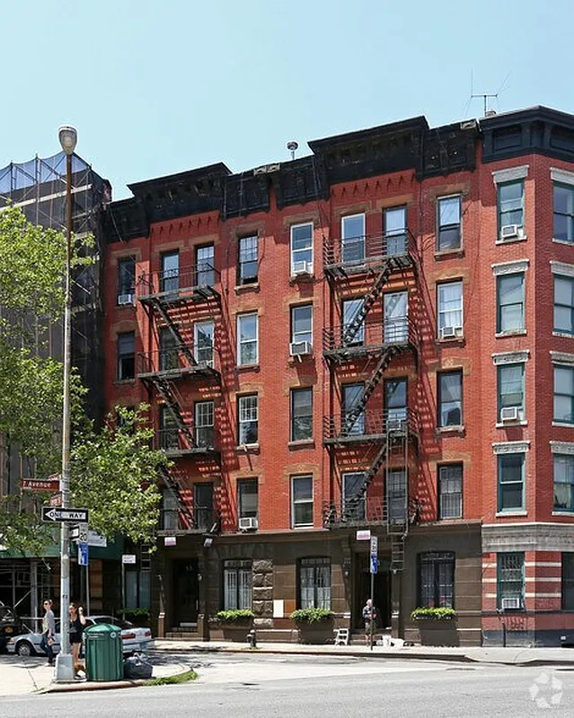 53 Leroy Street - Photo 11