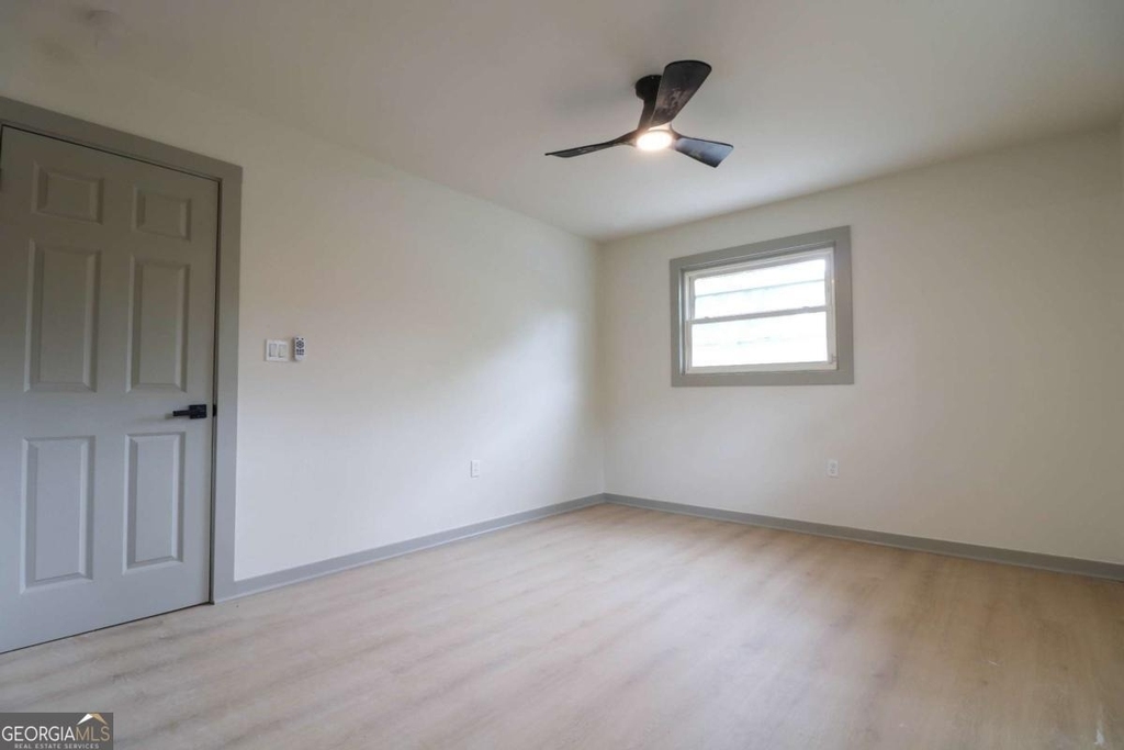 4396 Greenleaf Circle - Photo 12