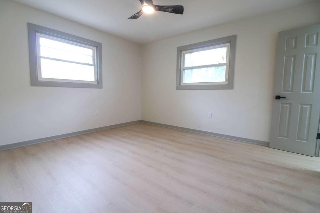 4396 Greenleaf Circle - Photo 15