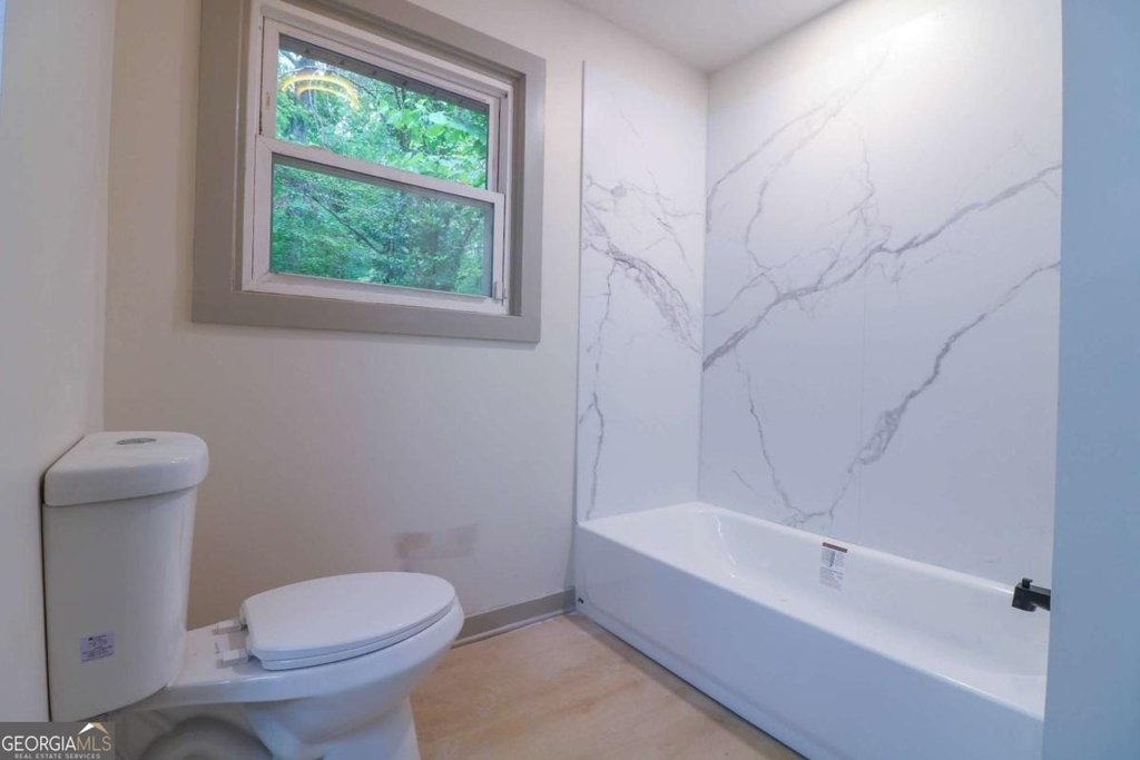 4396 Greenleaf Circle - Photo 10
