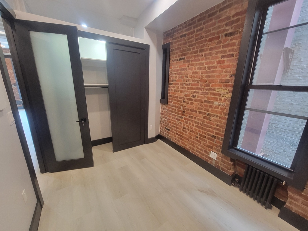 248 Mott Street - Photo 16