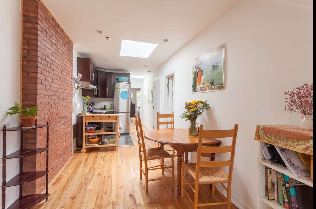 174 Herkimer Street - Photo 4