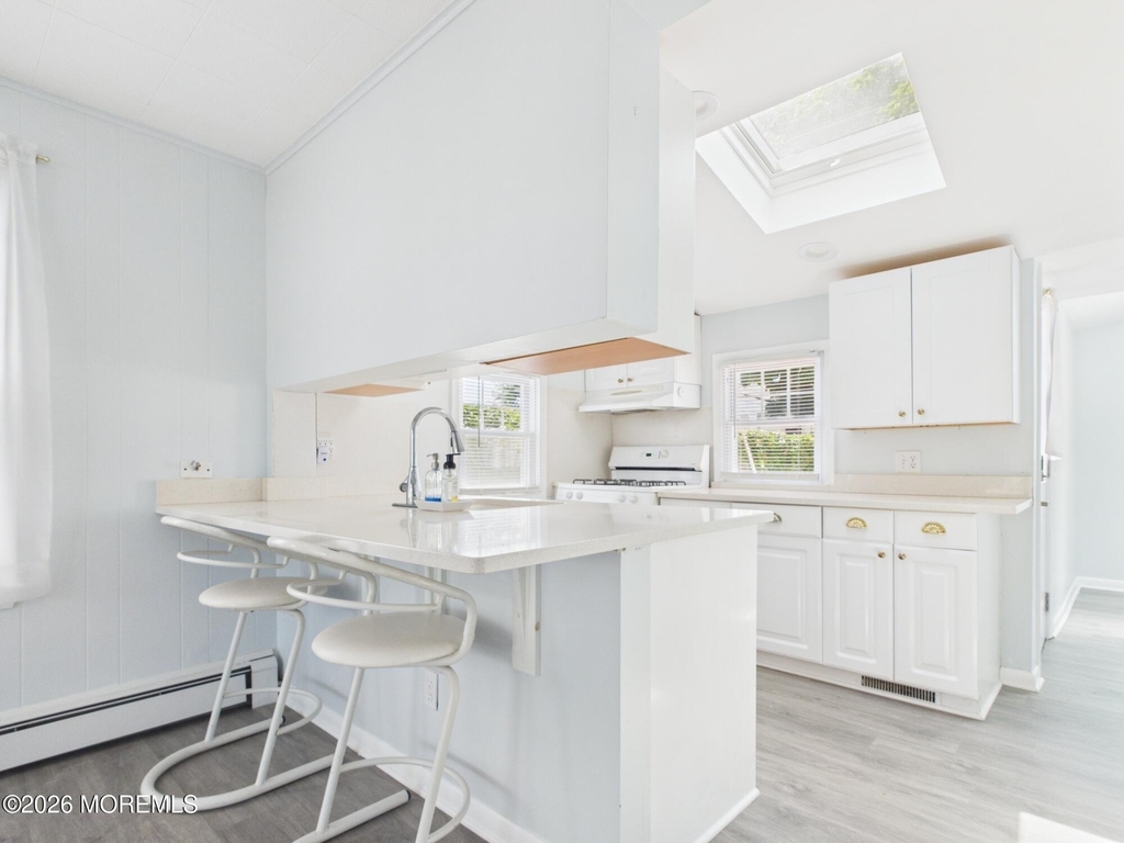 325 15th Avenue - Photo 1