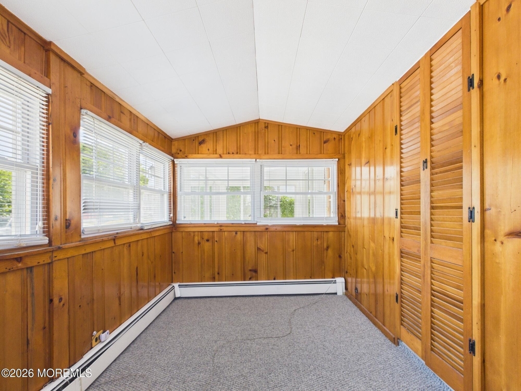 325 15th Avenue - Photo 12