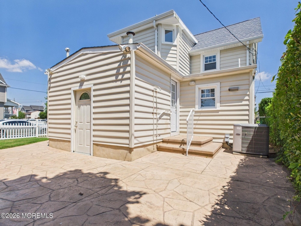 325 15th Avenue - Photo 28
