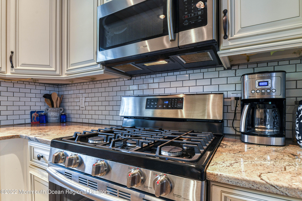 1505 Emory Street - Photo 16
