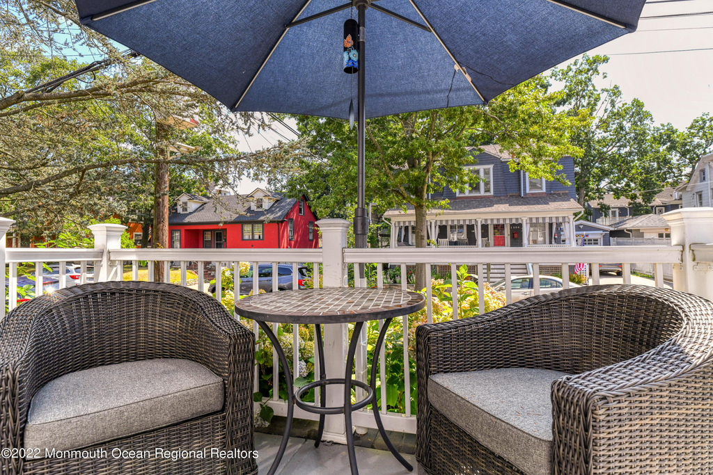 1505 Emory Street - Photo 3