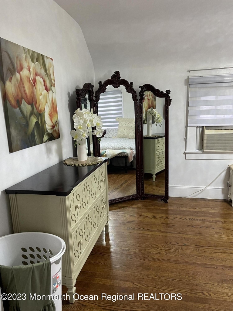 232 Jerome Avenue - Photo 8