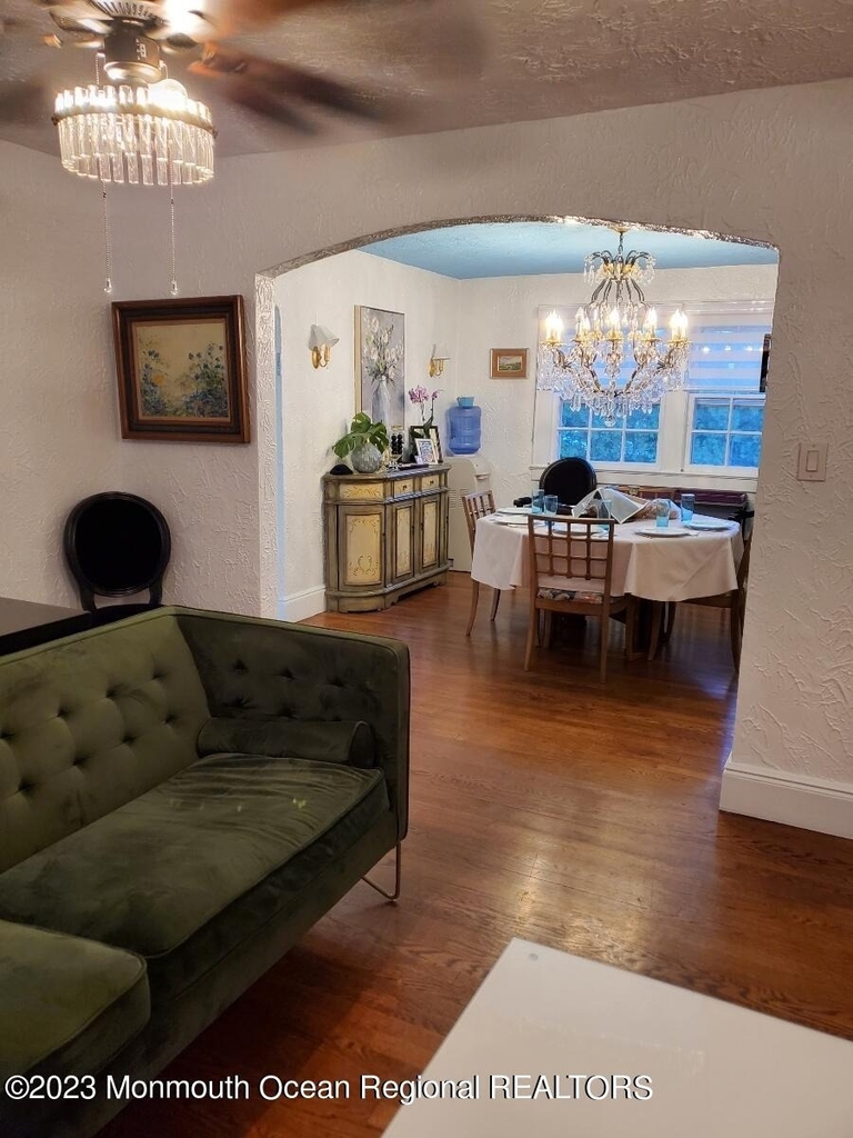 232 Jerome Avenue - Photo 4