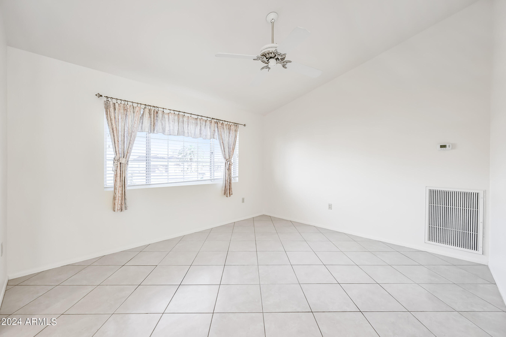 21614 N 139th Drive - Photo 2