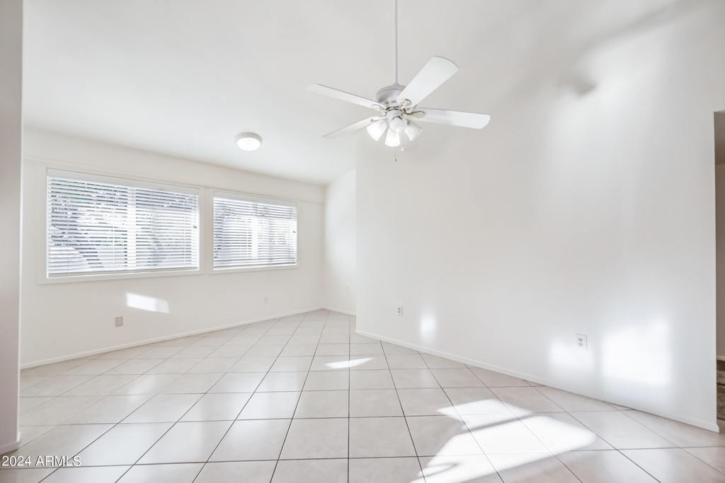 21614 N 139th Drive - Photo 4