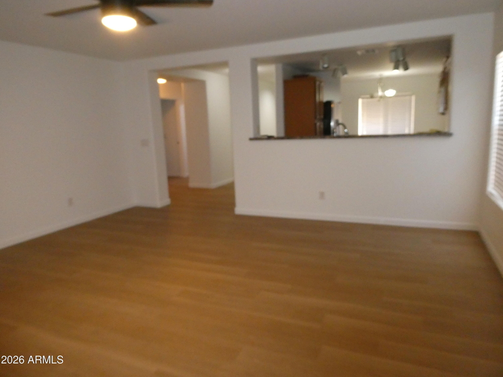 11547 W Schleifer Drive - Photo 3