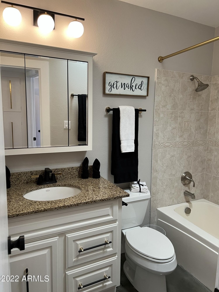 1273 E Maryland Avenue - Photo 43