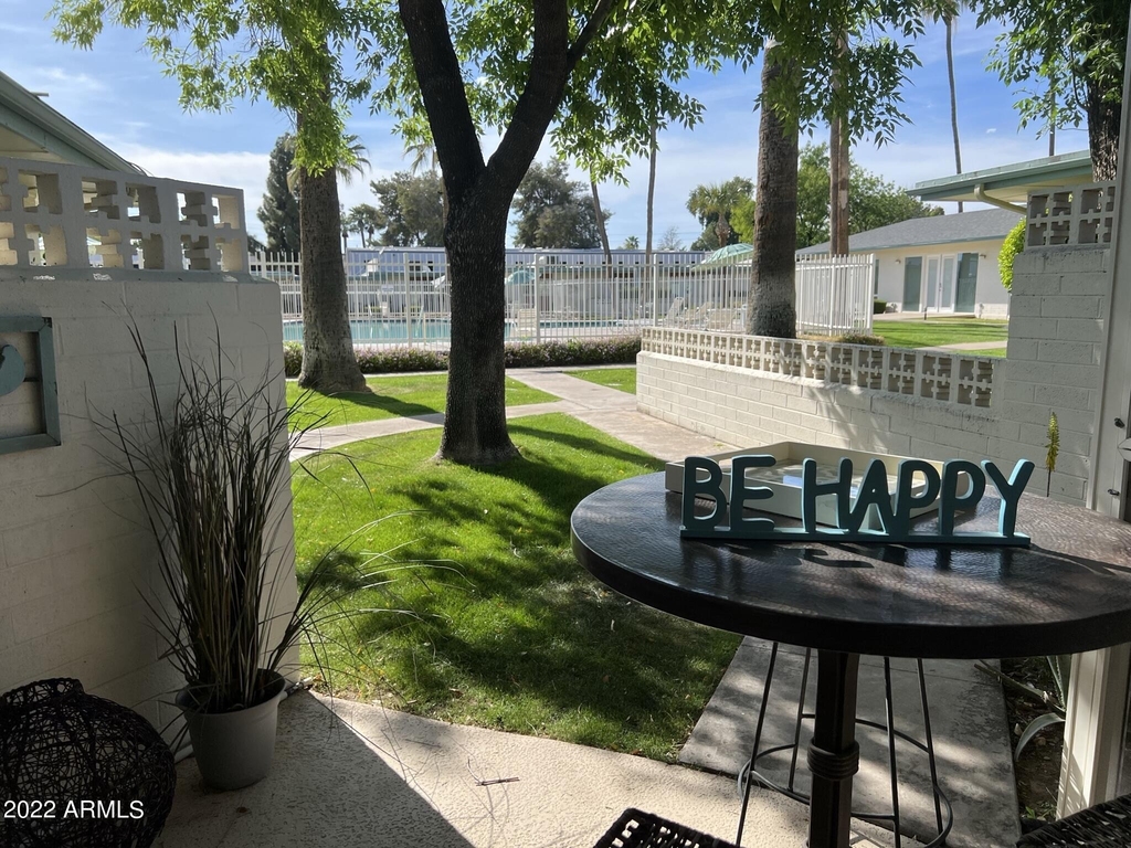 1273 E Maryland Avenue - Photo 47