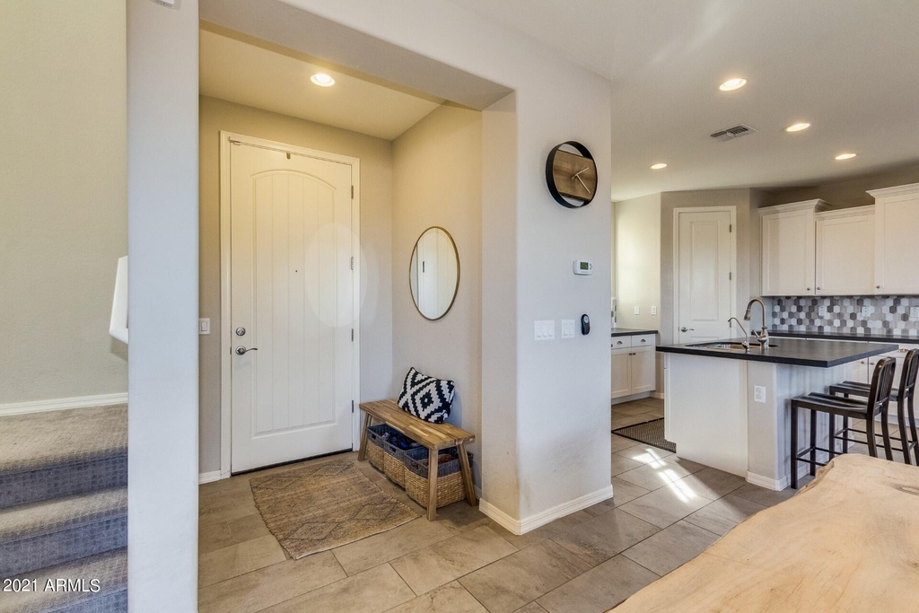 1942 S Sycamore Place - Photo 2