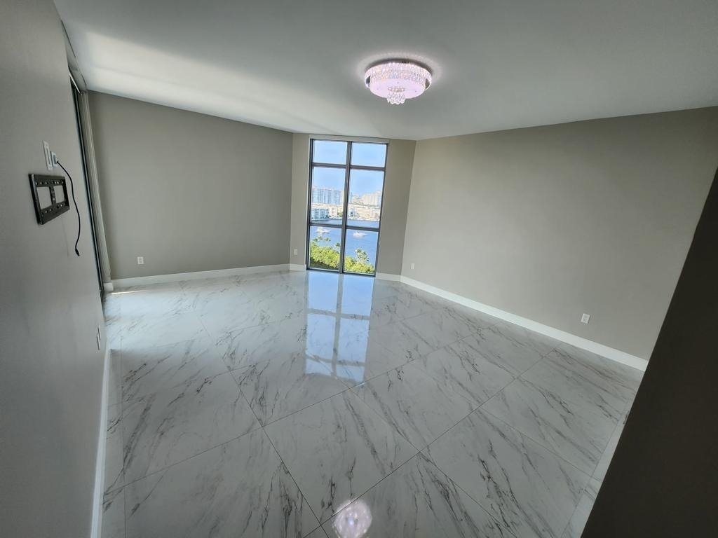 17301 Biscayne Boulevard - Photo 15