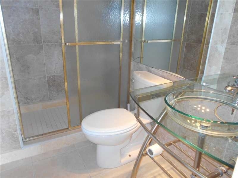 2801 Ne 183rd Street - Photo 8