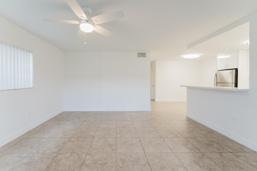 601 Sw 2nd Avenue - Photo 9