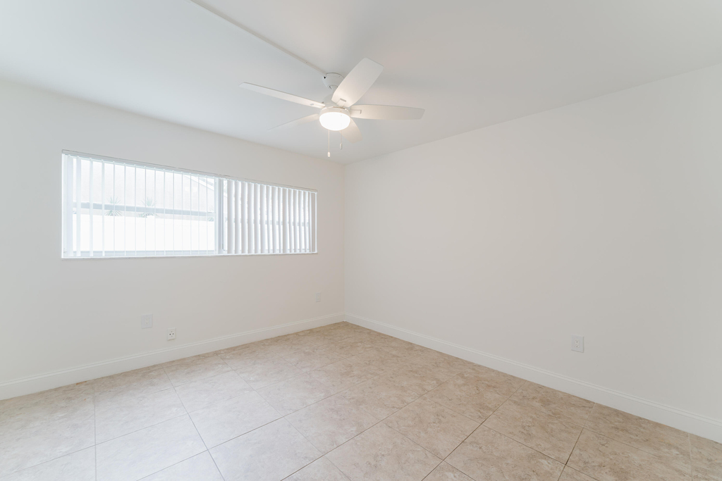 601 Sw 2nd Avenue - Photo 21