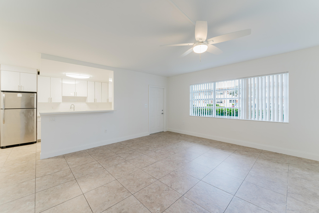 601 Sw 2nd Avenue - Photo 11