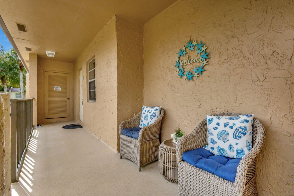 154 Lake Meryl Drive - Photo 14