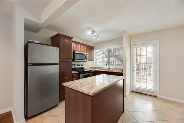 5109 Cedar Springs - Photo 4
